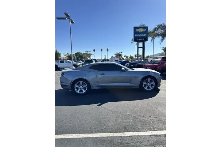 $29852 : Chevrolet Camaro 2024 LT 2dr image 2