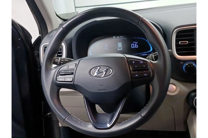 $17998 : Hyundai VENUE 2023 Limited 4 image 10