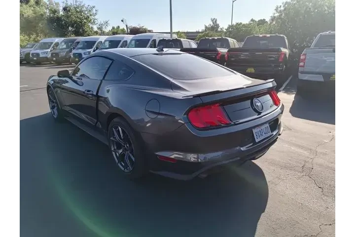 $36850 : Ford Mustang 2020 GT 2dr Fas image 6