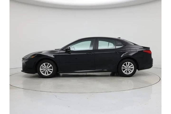 $27998 : Toyota Camry 2025 LE 4dr Sed image 3