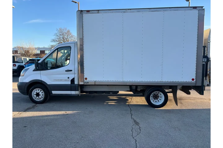 $17980 : 2018 Transit Cutaway T-350 DR image 5