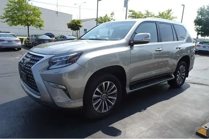 $53999 : 2022 GX image 4