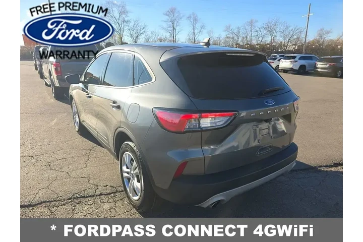 $12999 : Ford Escape 2022 S 4dr SUV image 8