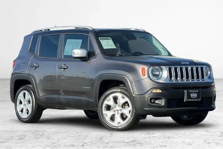 $12890 : Jeep Renegade 2017 4x4 Limit image 1