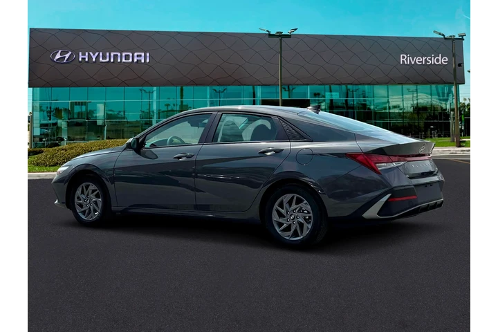 $20591 : Hyundai ELANTRA Hybrid 2024 image 4