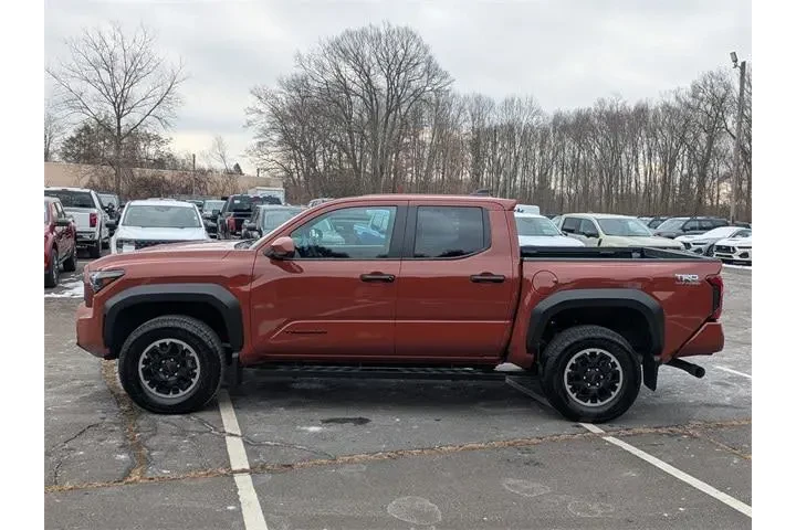 $39836 : Toyota Tacoma 2025 4x4 SR5 4 image 6
