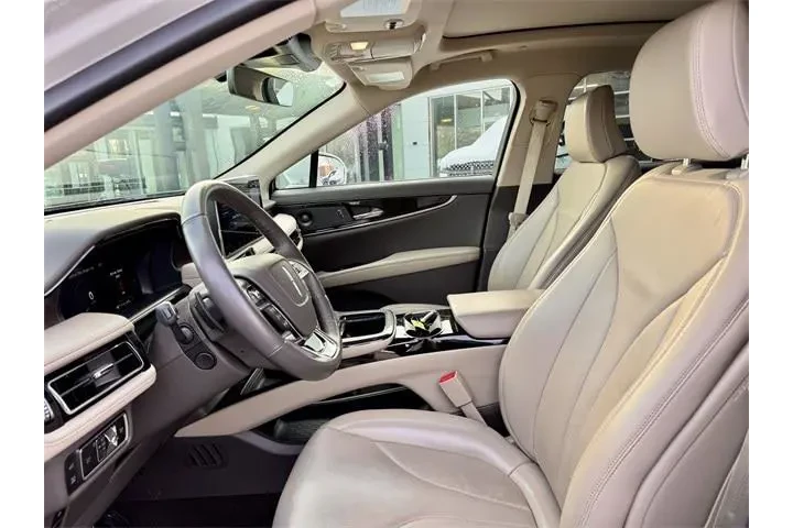 $38988 : Lincoln Nautilus 2023 AWD Re image 5