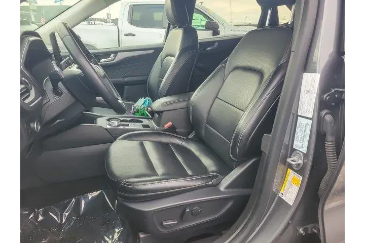 $26877 : Ford Escape 2024 AWD Platinu image 9