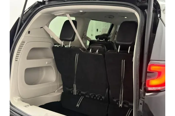 $26500 : Chrysler Pacifica 2024 Touri image 8