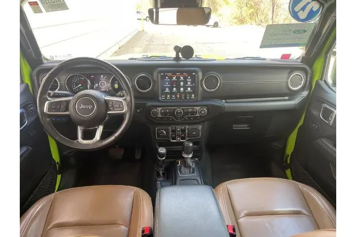 $26990 : Jeep Wrangler Unlimited 2021 image 10