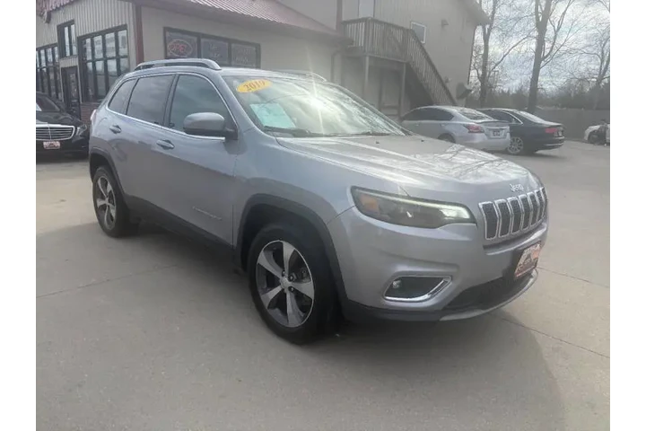 $13950 : 2019 Cherokee Limited image 5