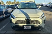 $27990 : Toyota RAV4 2022 XLE 4dr SUV thumbnail