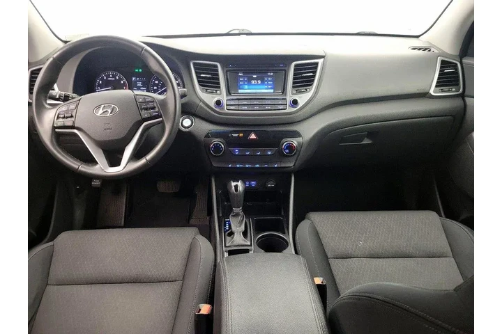 $13599 : Hyundai TUCSON 2017 Sport 4d image 9