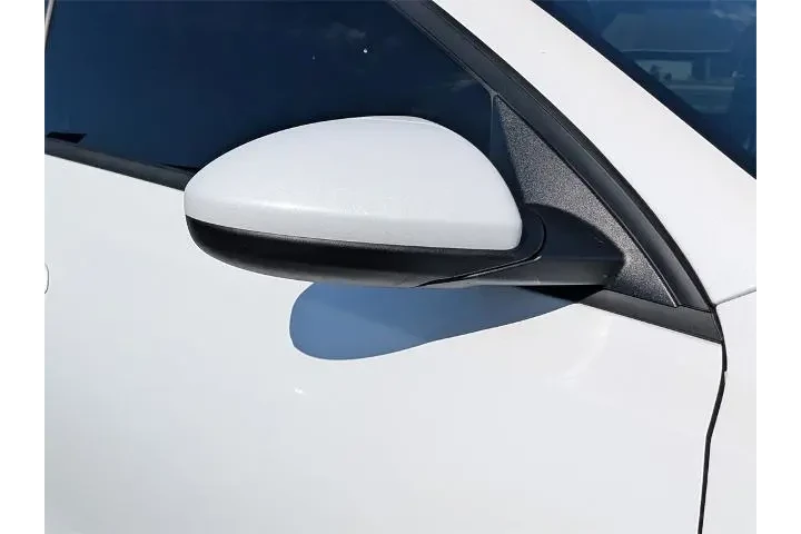 $17371 : Kia Forte 2023 LXS 4dr Sedan image 10