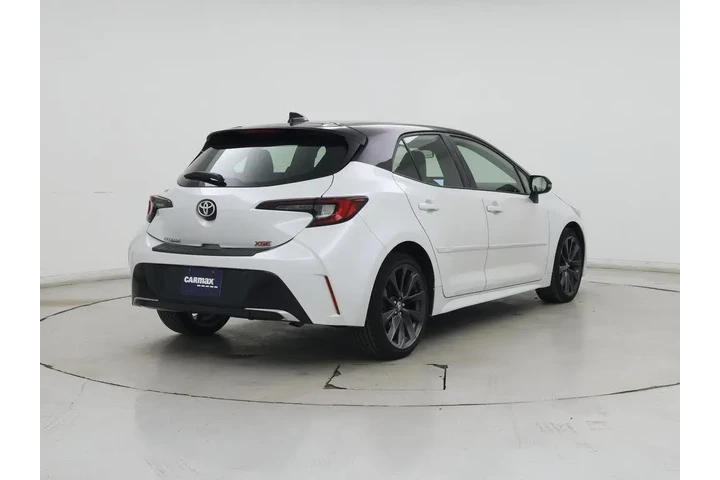 $24998 : Toyota Corolla Hatchback 202 image 8