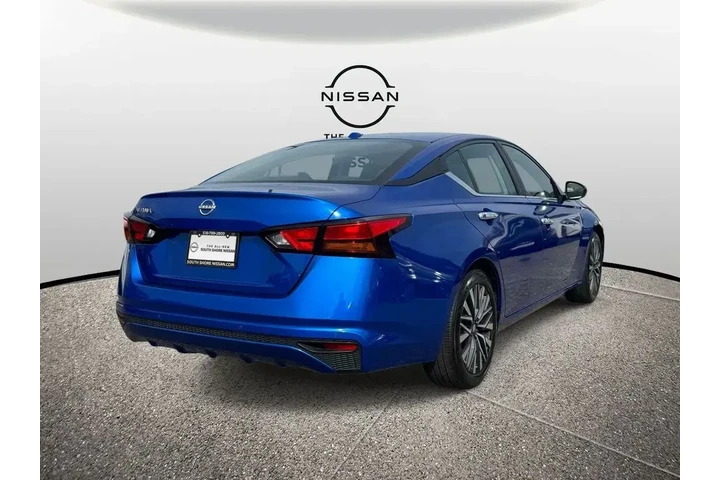 $19995 : Nissan Altima 2025 2.5 SV 4d image 5