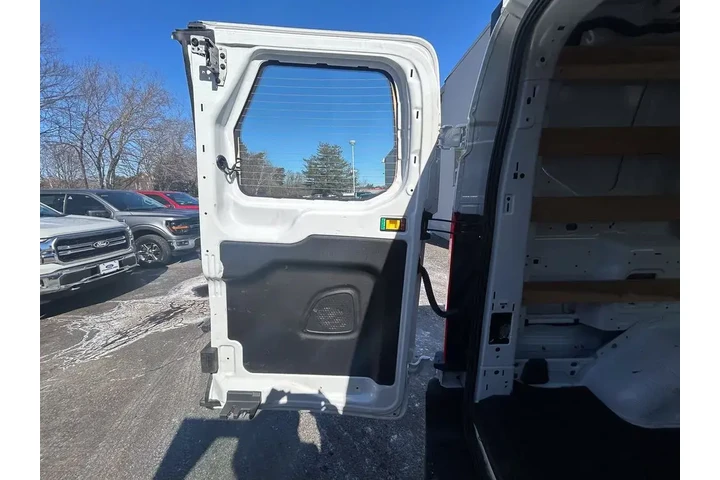 $31999 : Ford Transit 2024 250 3dr LW image 8
