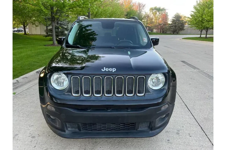 $9997 : 2017 Renegade Latitude image 9