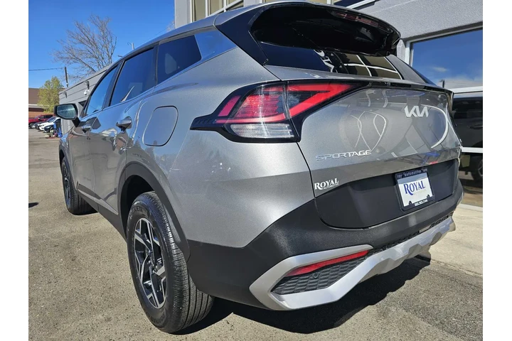 $22995 : 2025 Sportage LX image 4