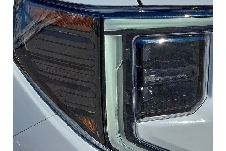 $38995 : GMC Sierra 1500 2024 4x4 SLE image 8