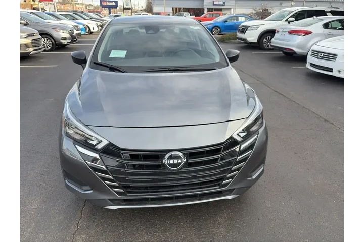 $21995 : Nissan Versa 2025 S 4dr Seda image 2