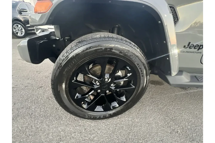 $31000 : Jeep Gladiator 2022 4x4 Over image 9