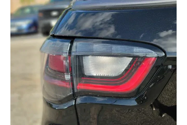 $22000 : Jeep Compass 2022 4x4 Trailh image 9