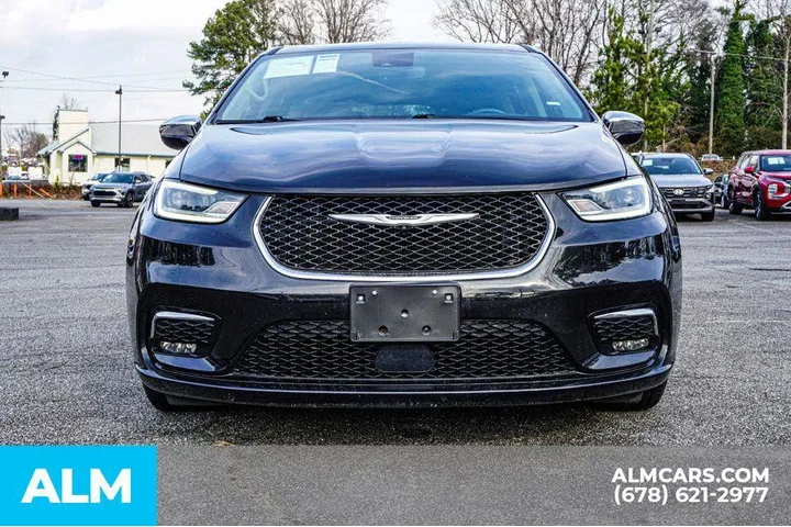 $26920 : Chrysler Pacifica Plug-In Hy image 8