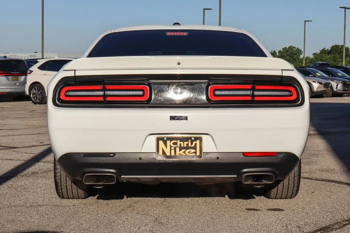 $25487 : 2020 Challenger R/T RWD image 5