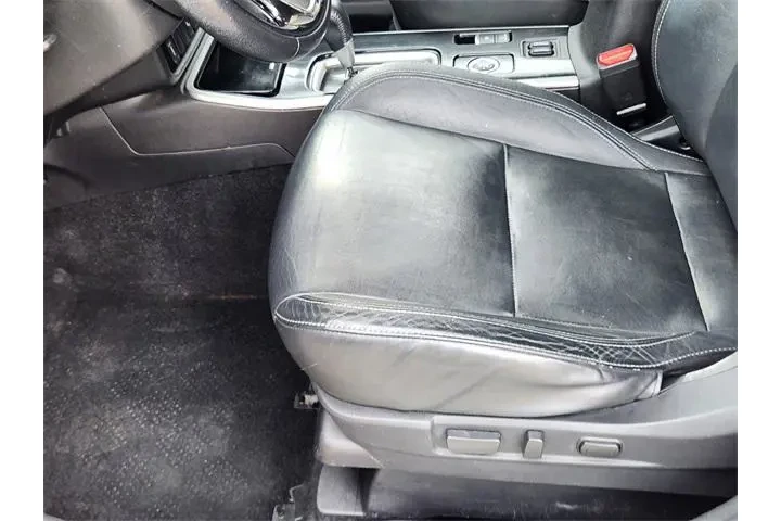 $12799 : Mitsubishi Outlander 2020 AW image 9