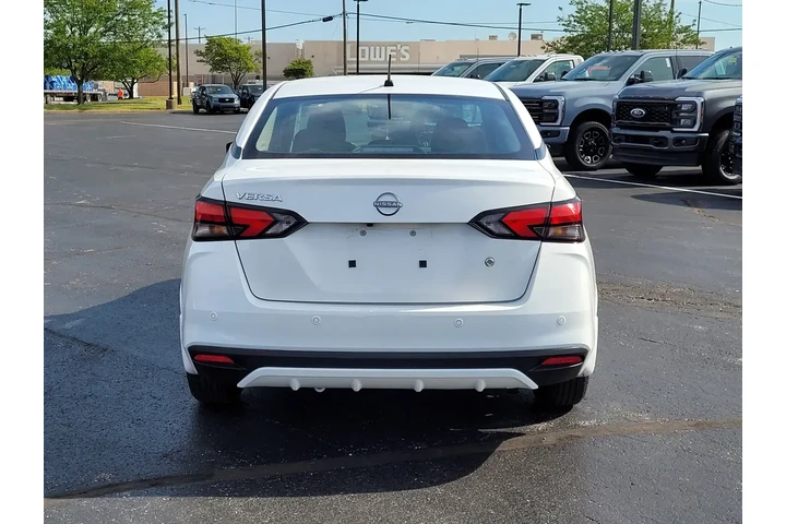 $19532 : Nissan Versa 2025 S 4dr Seda image 5