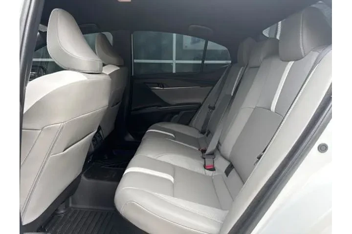$32988 : Toyota Camry 2026 SE 4dr Sed image 9