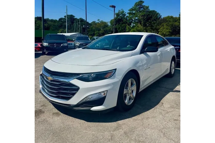 $15900 : 2022 Malibu LS image 1