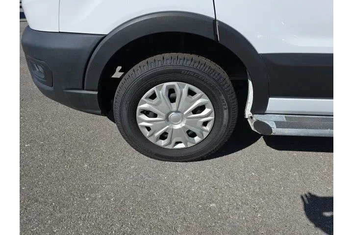 $31900 : Ford Transit 2022 250 3dr SW image 9