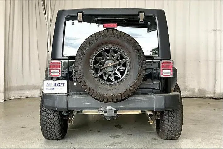 $14991 : Jeep Wrangler Unlimited 2015 image 4