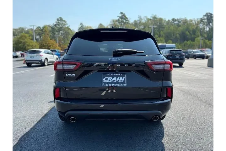$17779 : Ford Escape 2023 ST-Line 4dr image 6