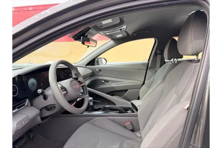 $17500 : Hyundai ELANTRA 2024 SEL 4dr image 10
