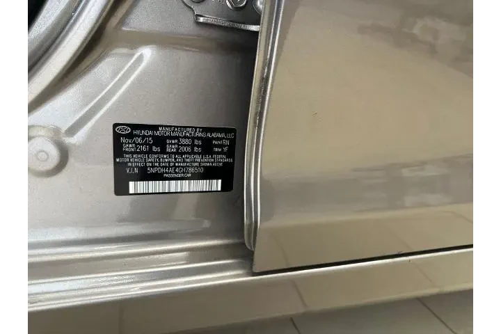 $10674 : Hyundai ELANTRA 2016 Limited image 10