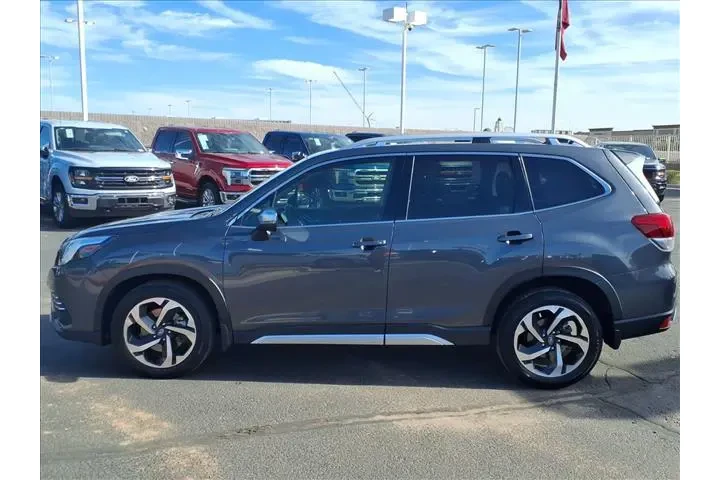$29732 : Subaru Forester 2024 AWD Tou image 8