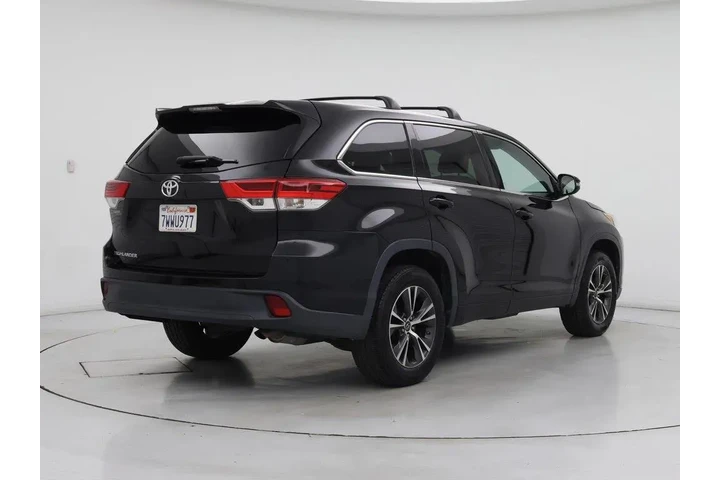 $22998 : Toyota Highlander 2017 LE 4d image 8