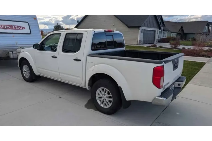 $18999 : Nissan Frontier 2017 4x4 SV image 7