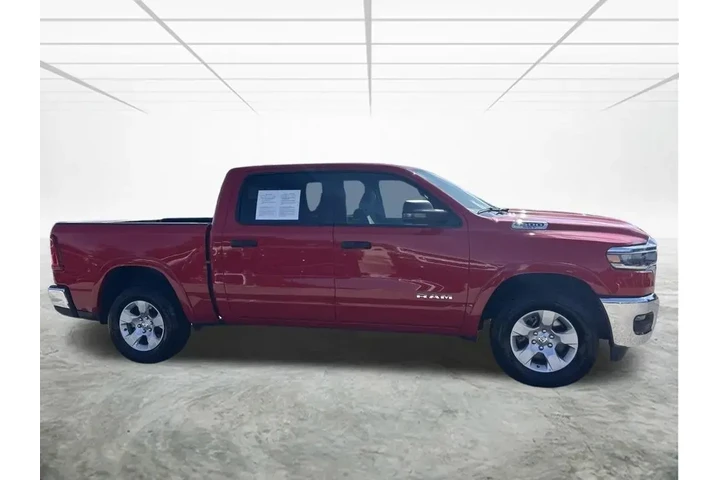 $30359 : Ram 1500 2025 4x4 Big Horn 4 image 3
