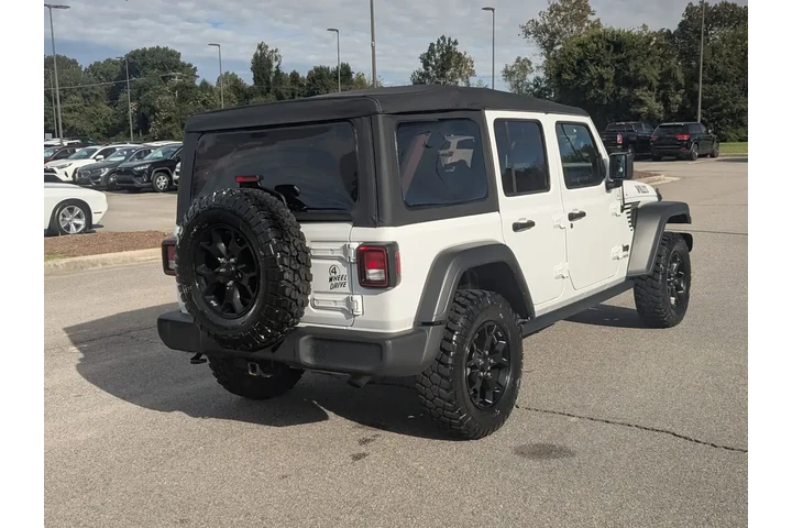 $32329 : Jeep Wrangler Unlimited 2021 image 3