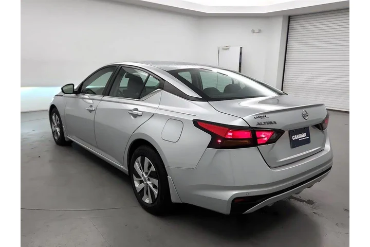 $19998 : Nissan Altima 2023 2.5 S 4dr image 7