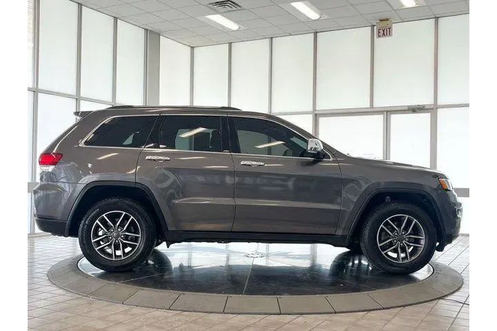 $19990 : Jeep Grand Cherokee 2020 4x2 image 8