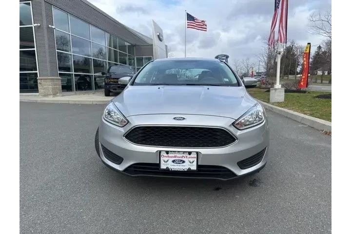 $8995 : Ford Focus 2016 SE 4dr Sedan image 3