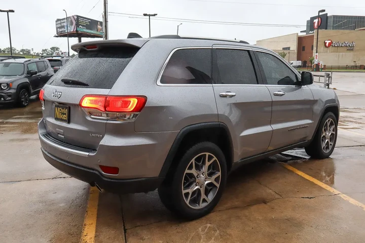 $19979 : 2019 Grand Cherokee Limited image 5