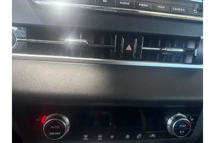 $20128 : Mitsubishi Outlander 2023 SE image 10