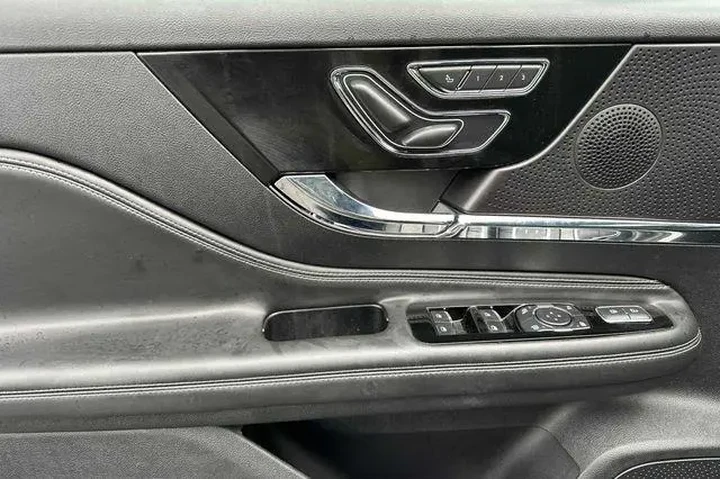 $37500 : Lincoln Corsair 2025 Premier image 10