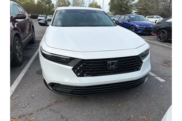 $28367 : Honda Accord Hybrid 2023 Spo image 2